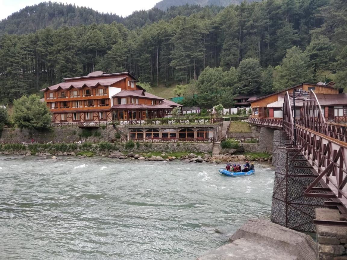 Heevan Pahalgām Exterior foto